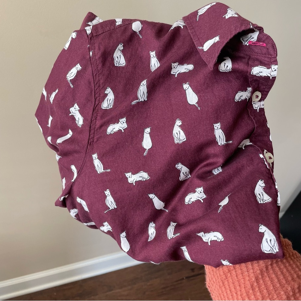 Talbots petite burgundy cat lady blouse size 1XP - Picture 6 of 6